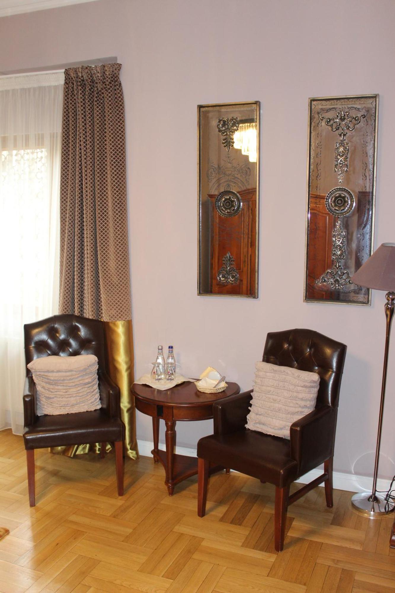 Hotel Casa Cranta Braşov Exterior foto